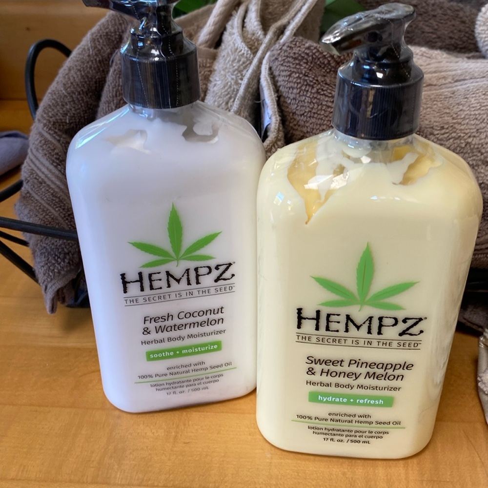 New HEMPZ Moisturizer 17 ounces each.